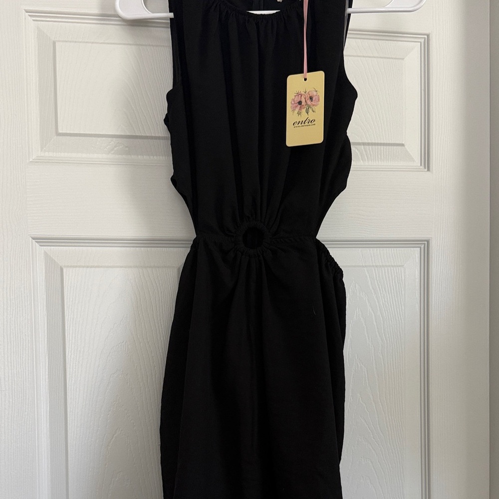 Elegant Black Sleeveless shorts romper